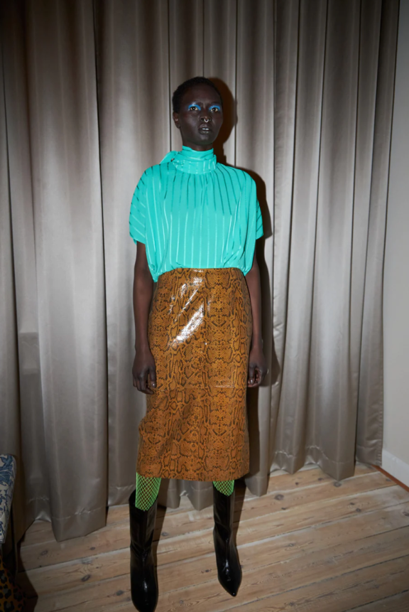 Yellow leather midi skirt top